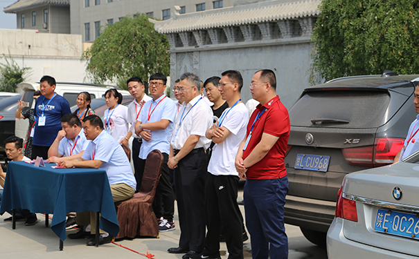 莱工.jpg 莱工.jpg